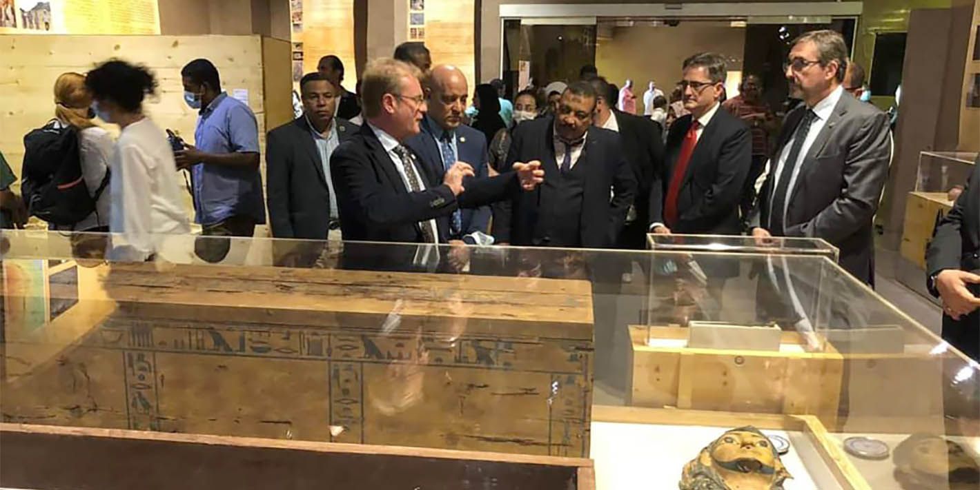 Universidad de Jaén inaugura en Asuán (Egipto) una exposición con más de trescientas piezas halladas en sus diez años de excavaciones arqueológicas